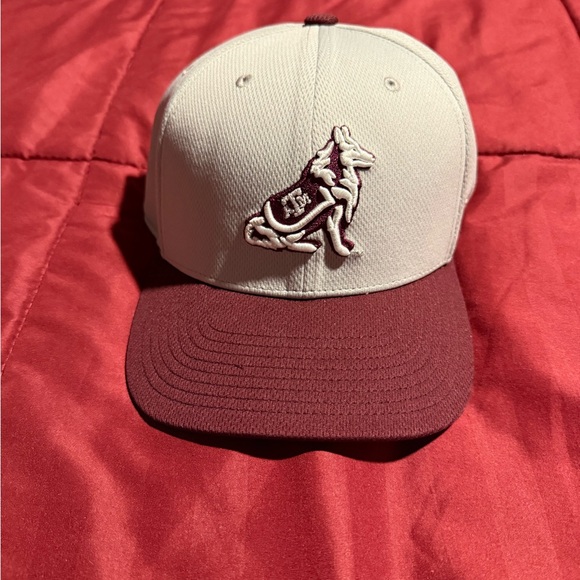 Texas A&M Aggies Top of the World Mick Flex Hat - Gray/Maroon - Picture 2 of 4